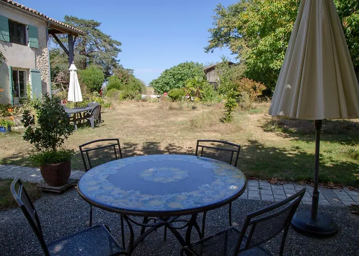 La Dorepontaise Yourte Mongole Οργανωμένο κάμπινγκ *